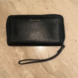 Cole haan wallet